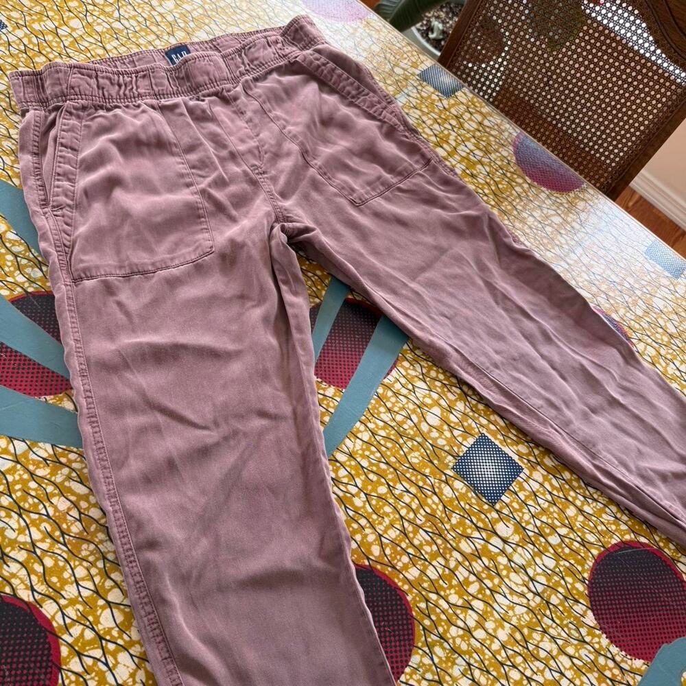 GAP Pink Lightweight Pants Small